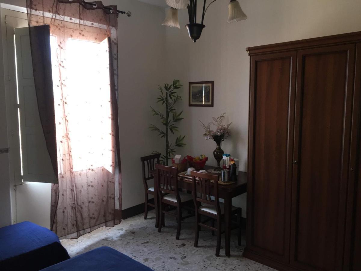 B&B Mistral Di Lizzio Salvatore จาร์เร ภายนอก รูปภาพ